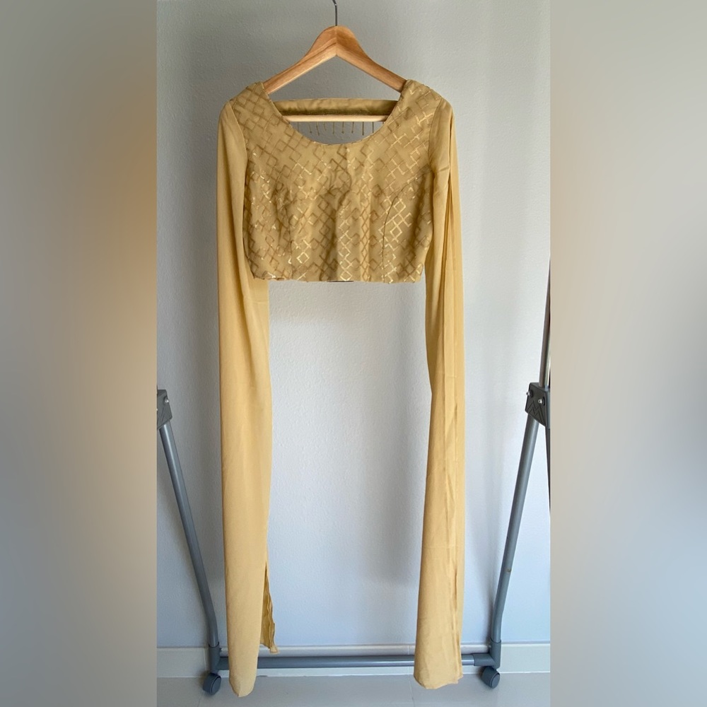 Traditional Indian Blouse w Statement Sleeves Size Large